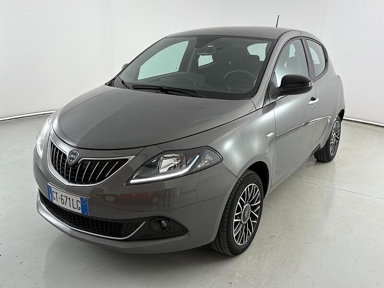 Lancia Lancia Ypsilon YPSILON 1.0 firefly hybrid Platino s&s 70cv