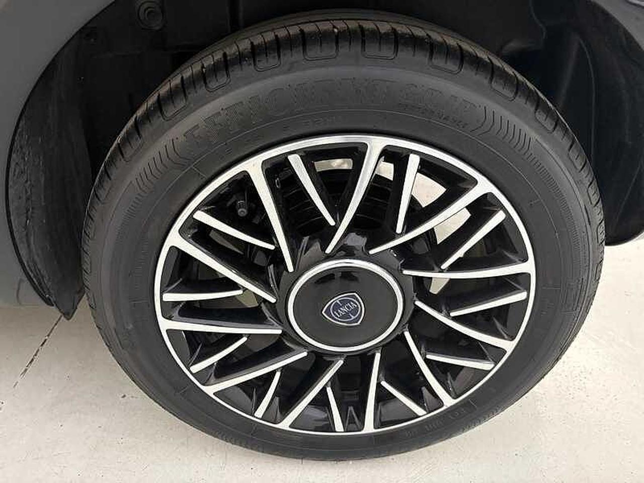 Lancia Lancia Ypsilon usata 19
