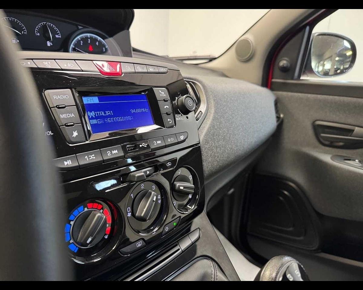 Lancia Lancia Ypsilon usata, con 6 marce
