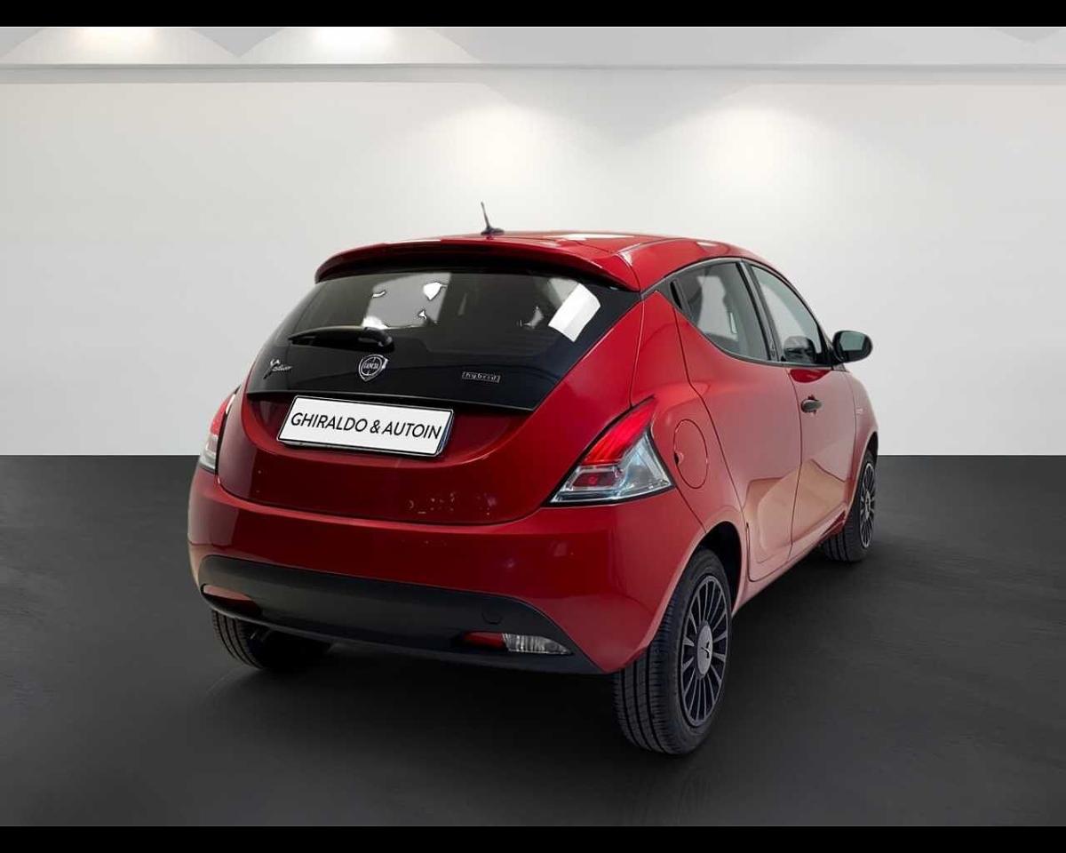 Lancia Lancia Ypsilon usata, con tpms - sistema monitoraggio pressione pneumatici