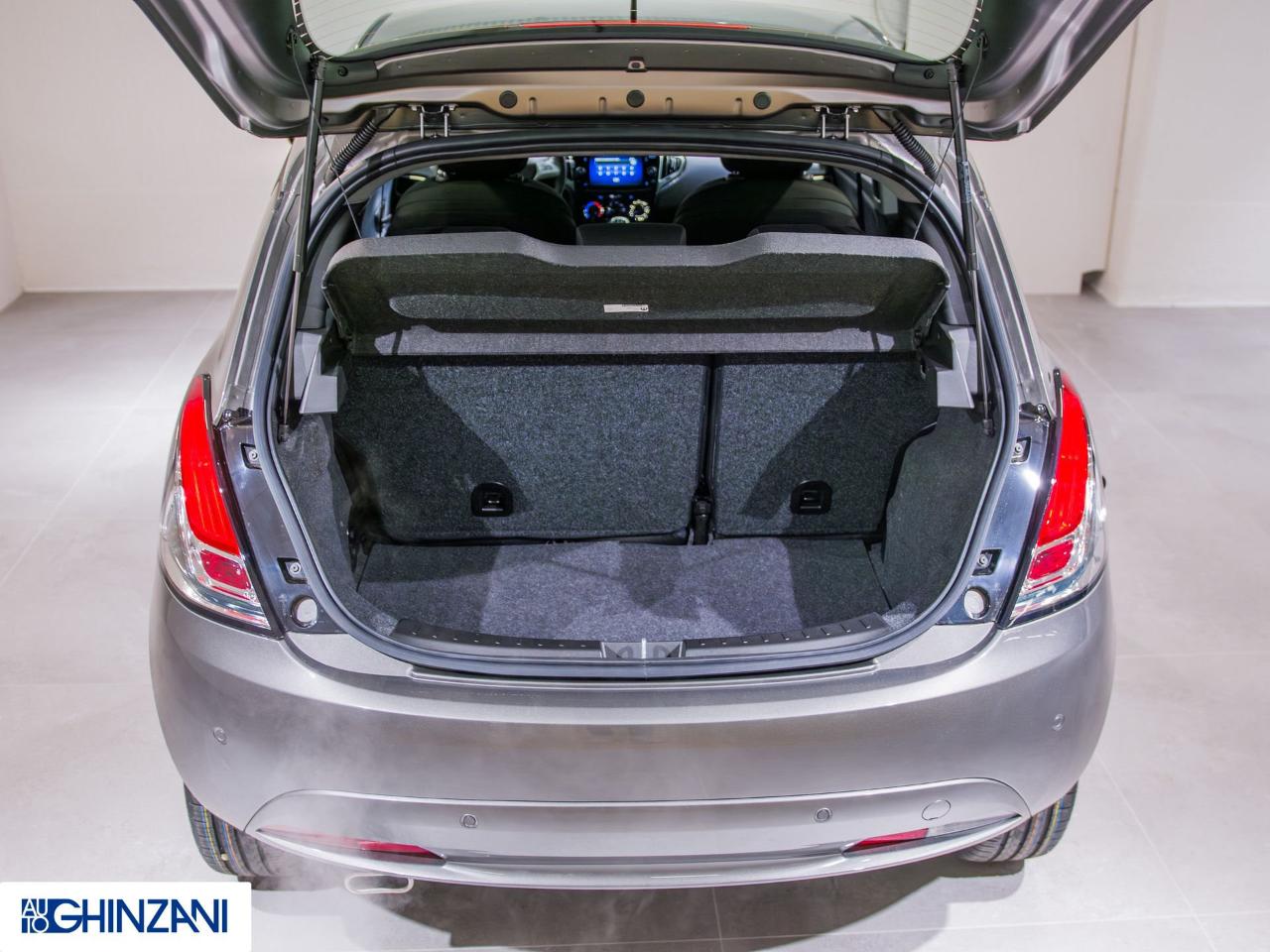Lancia Lancia Ypsilon usata, con cerchi in lega