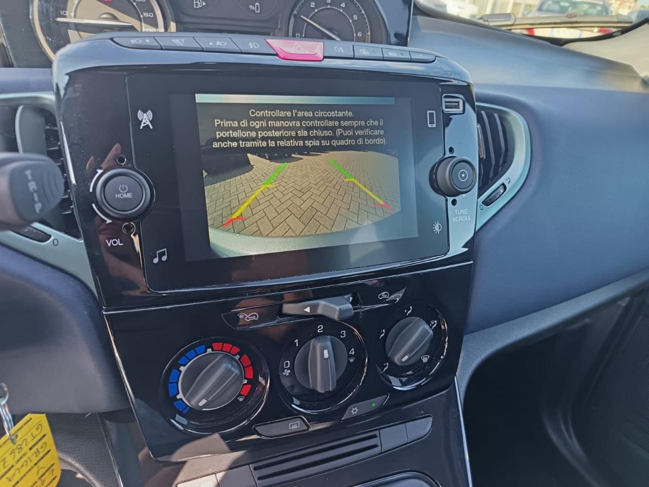 Lancia Lancia Ypsilon usata 10