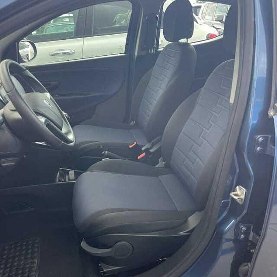 Lancia Lancia Ypsilon usata 19