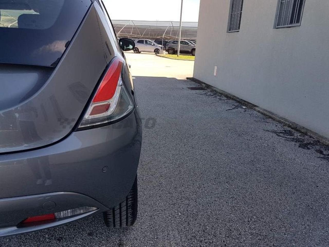 Lancia Lancia Ypsilon usata 12