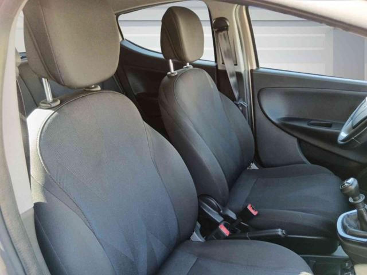 Lancia Lancia Ypsilon usata, con cerchi in lega