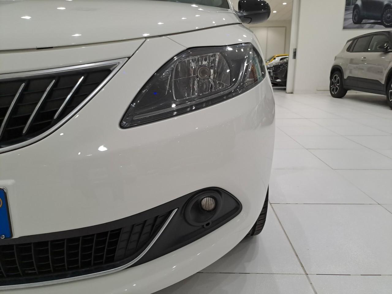 Lancia Lancia Ypsilon usata, con cinture sicurezza ant. conducente e passeggero con pretensionatori