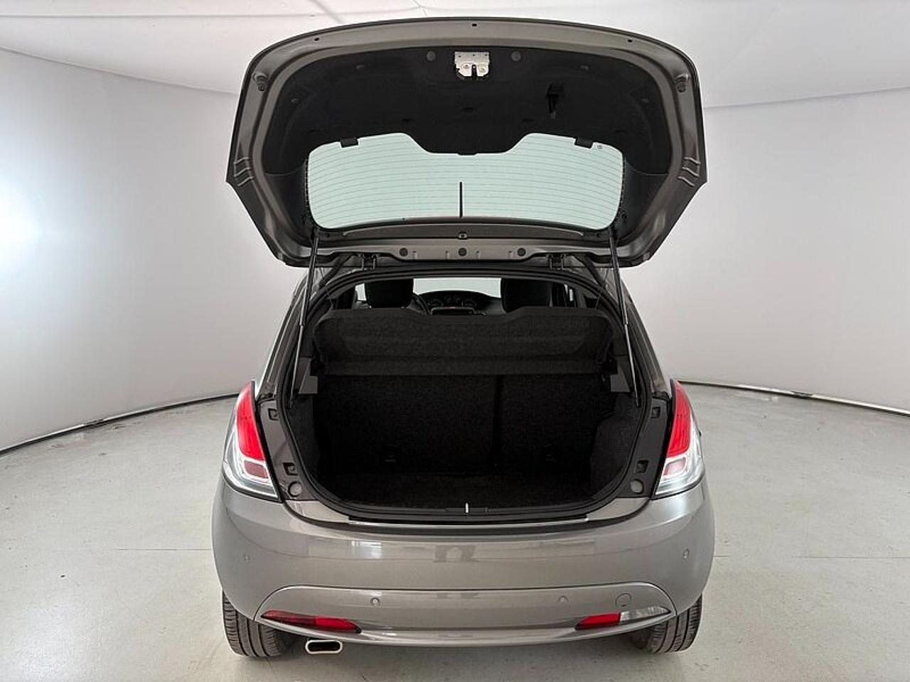 Lancia Lancia Ypsilon usata, con 6 marce