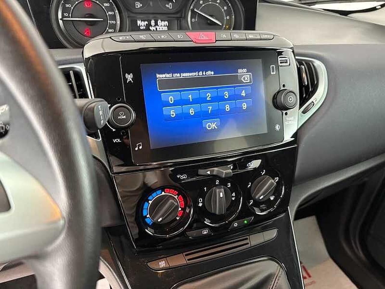 Lancia Lancia Ypsilon usata 12