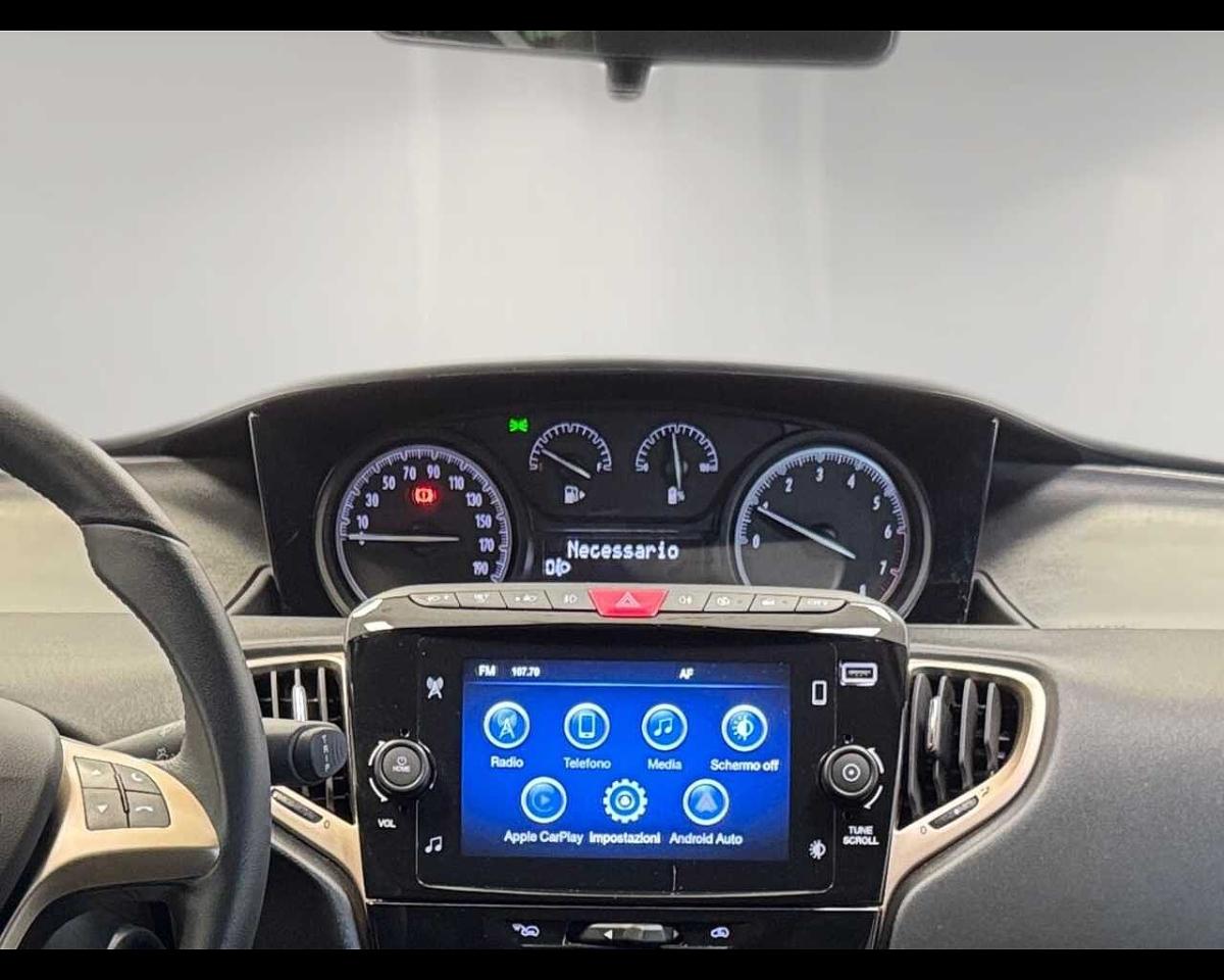 Lancia Lancia Ypsilon usata, con 4x Airbag (fontali + laterali)