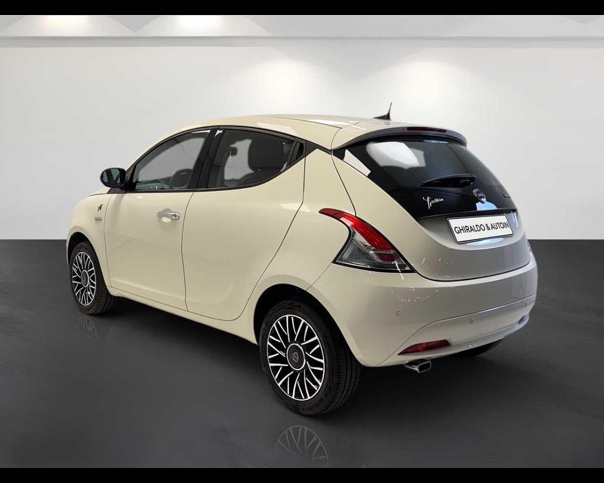 Lancia Lancia Ypsilon usata, con tpms - sistema monitoraggio pressione pneumatici