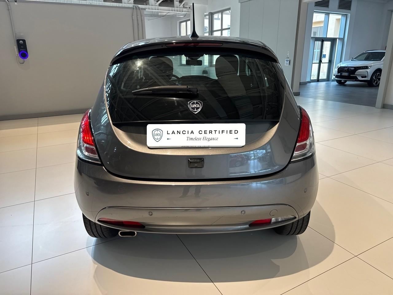 Lancia Lancia Ypsilon usata, con comandi apps