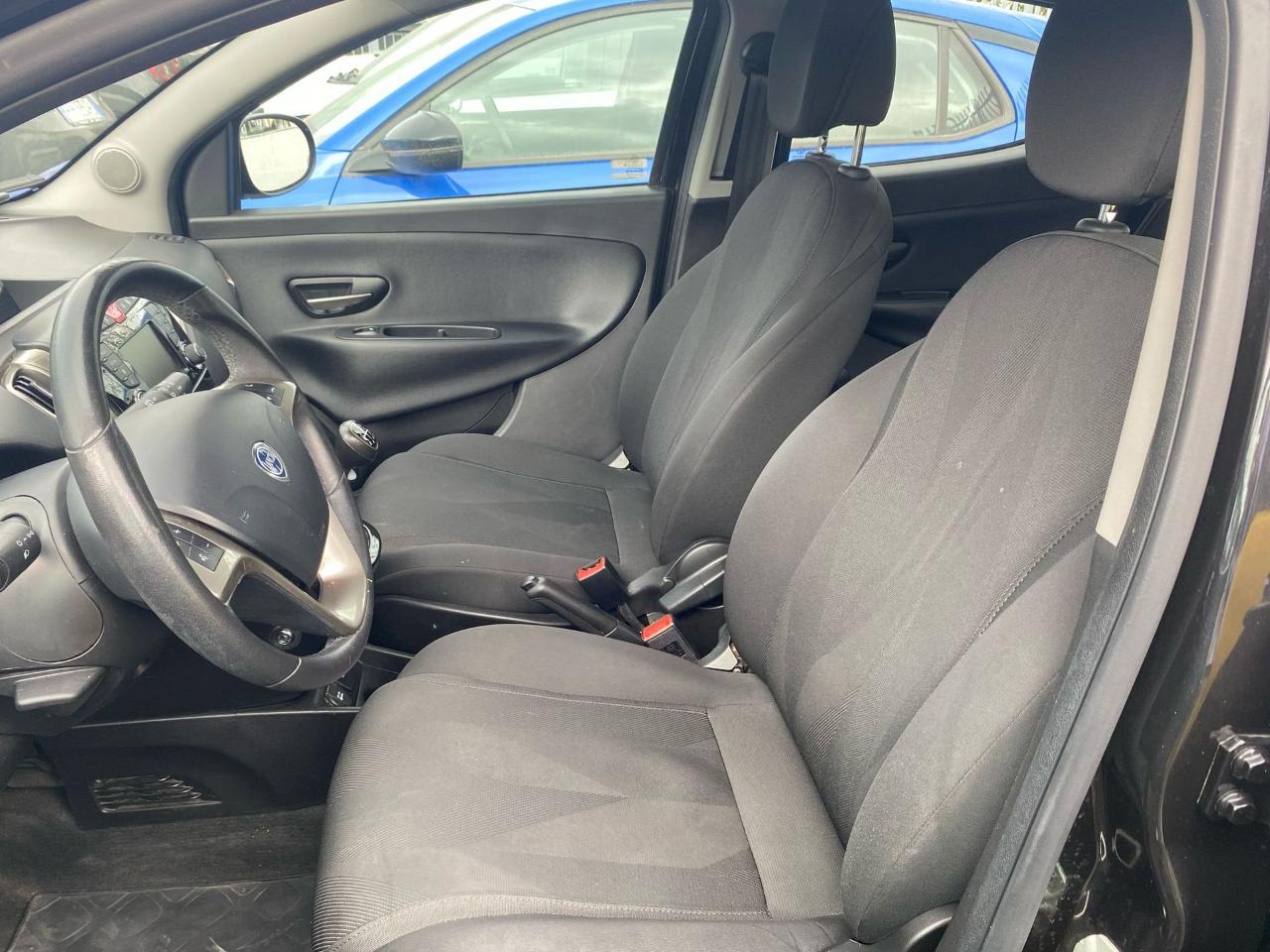 Lancia Lancia Ypsilon usata 26