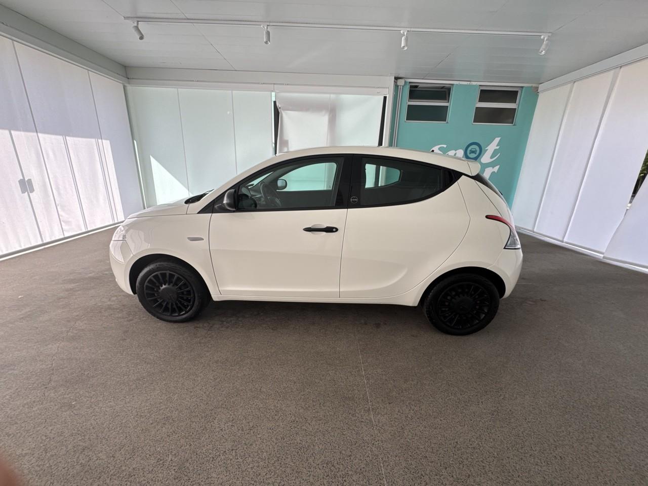 Lancia Lancia Ypsilon usata, con comando luci manuale