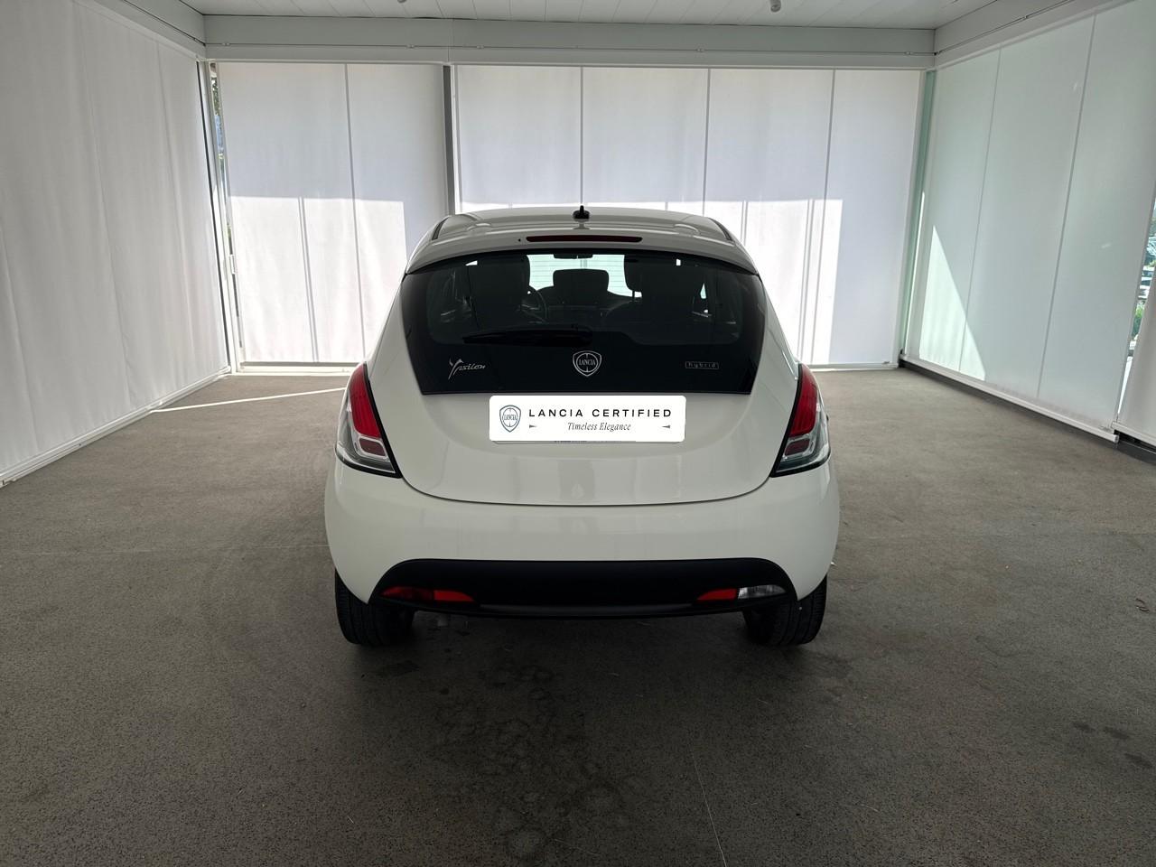 Lancia Lancia Ypsilon usata, con computer con consumo medio