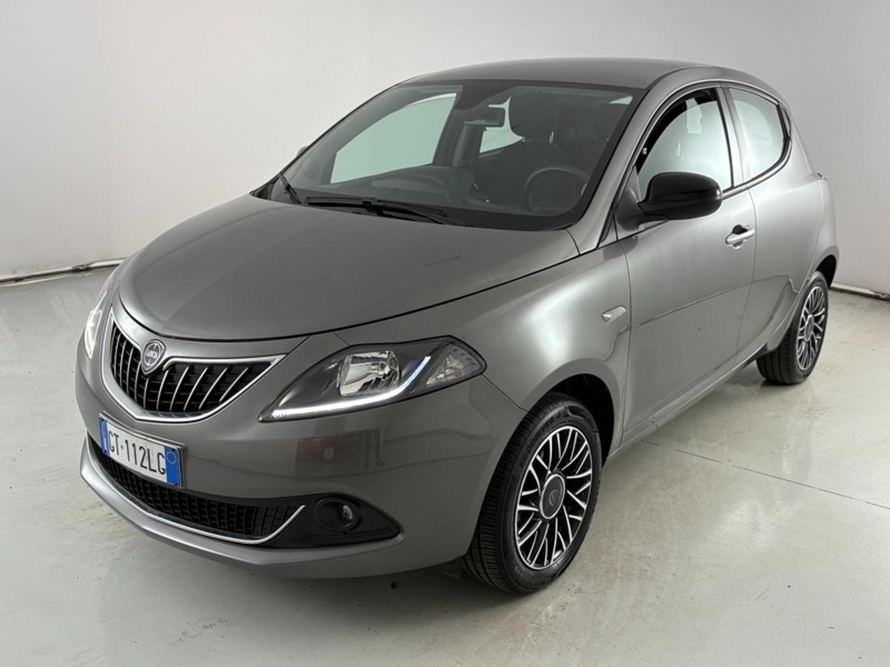 Lancia Lancia Ypsilon YPSILON III 2021 1.0 firefly hybrid Platino s and s 70cv
