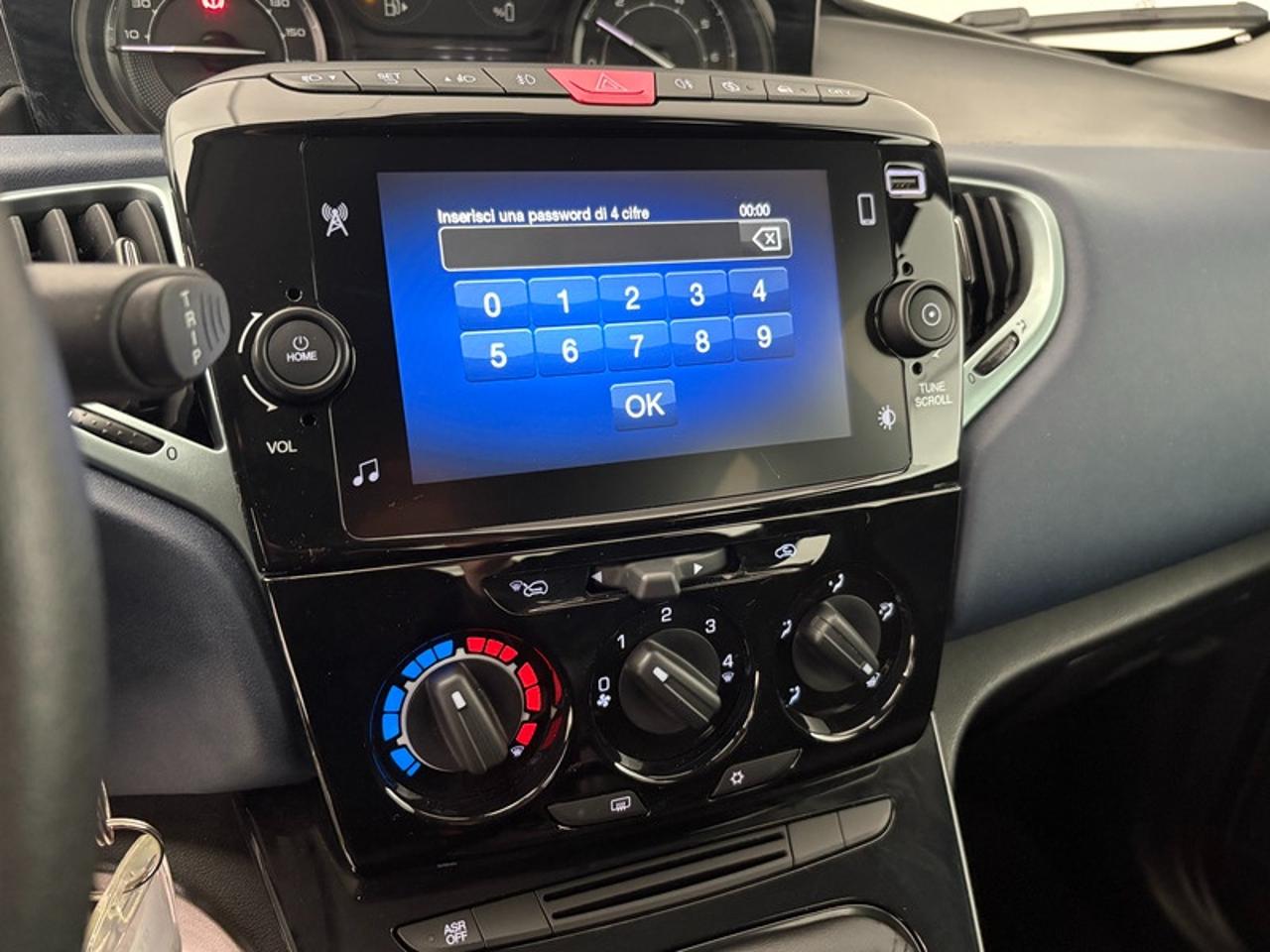Lancia Lancia Ypsilon usata 12