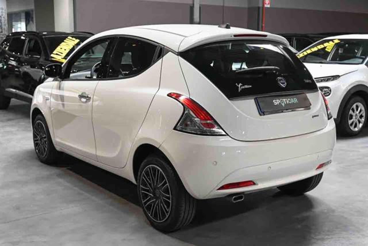Lancia Lancia Ypsilon usata, con park distance control
