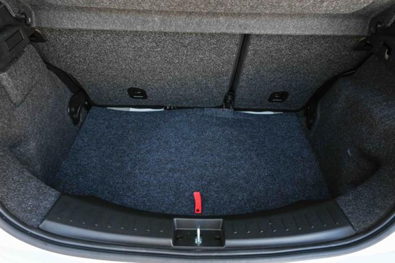 Lancia Lancia Ypsilon usata, con radio cd e mp3