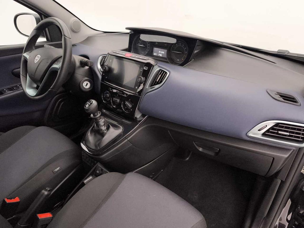 Lancia Lancia Ypsilon usata 18