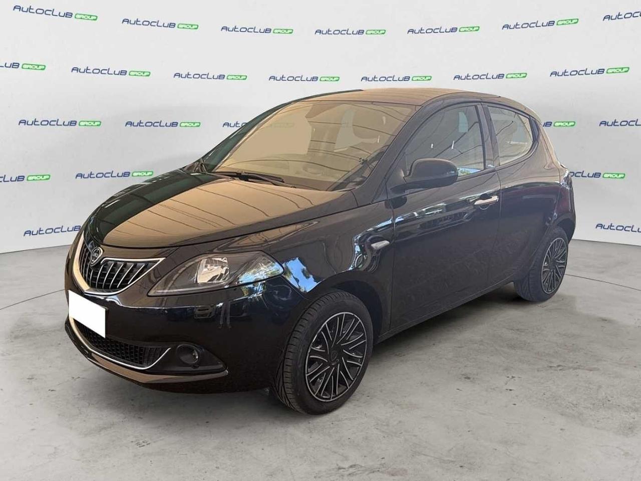 Lancia Lancia Ypsilon YPSILON 1.0 firefly hybrid Gold s&s 70cv 5p.ti