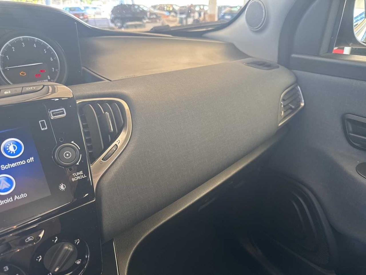 Lancia Lancia Ypsilon usata 10