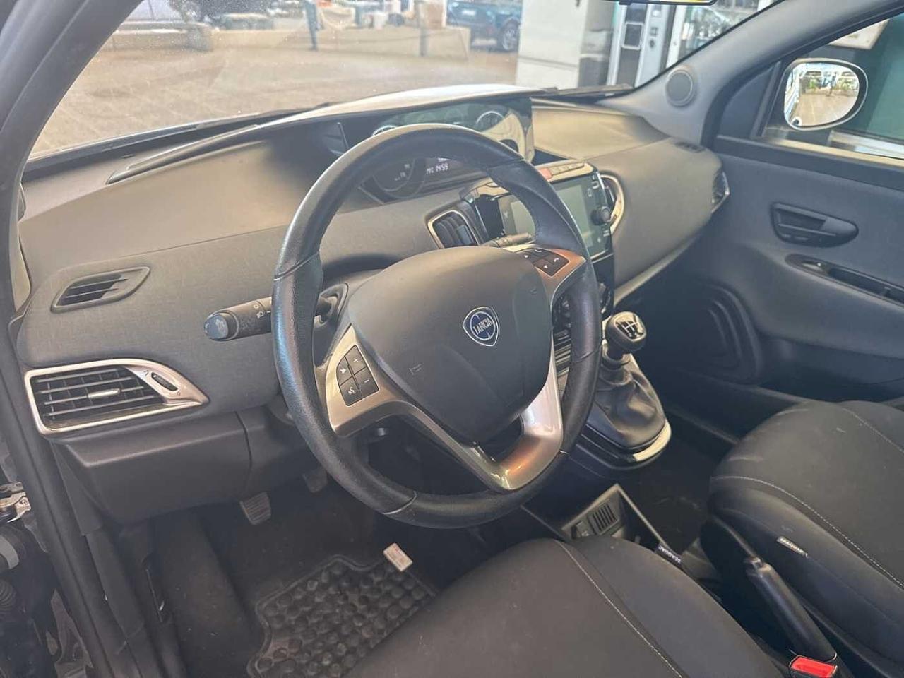 Lancia Lancia Ypsilon usata 23