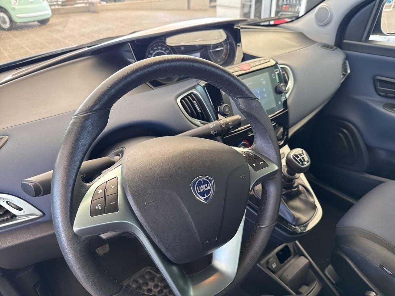 Lancia Lancia Ypsilon usata 24