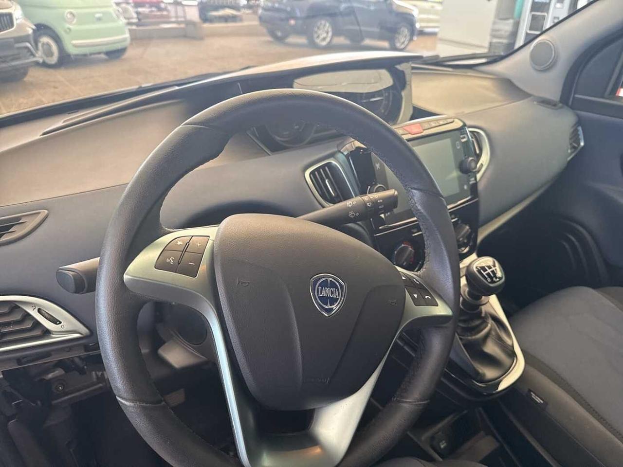 Lancia Lancia Ypsilon usata 23