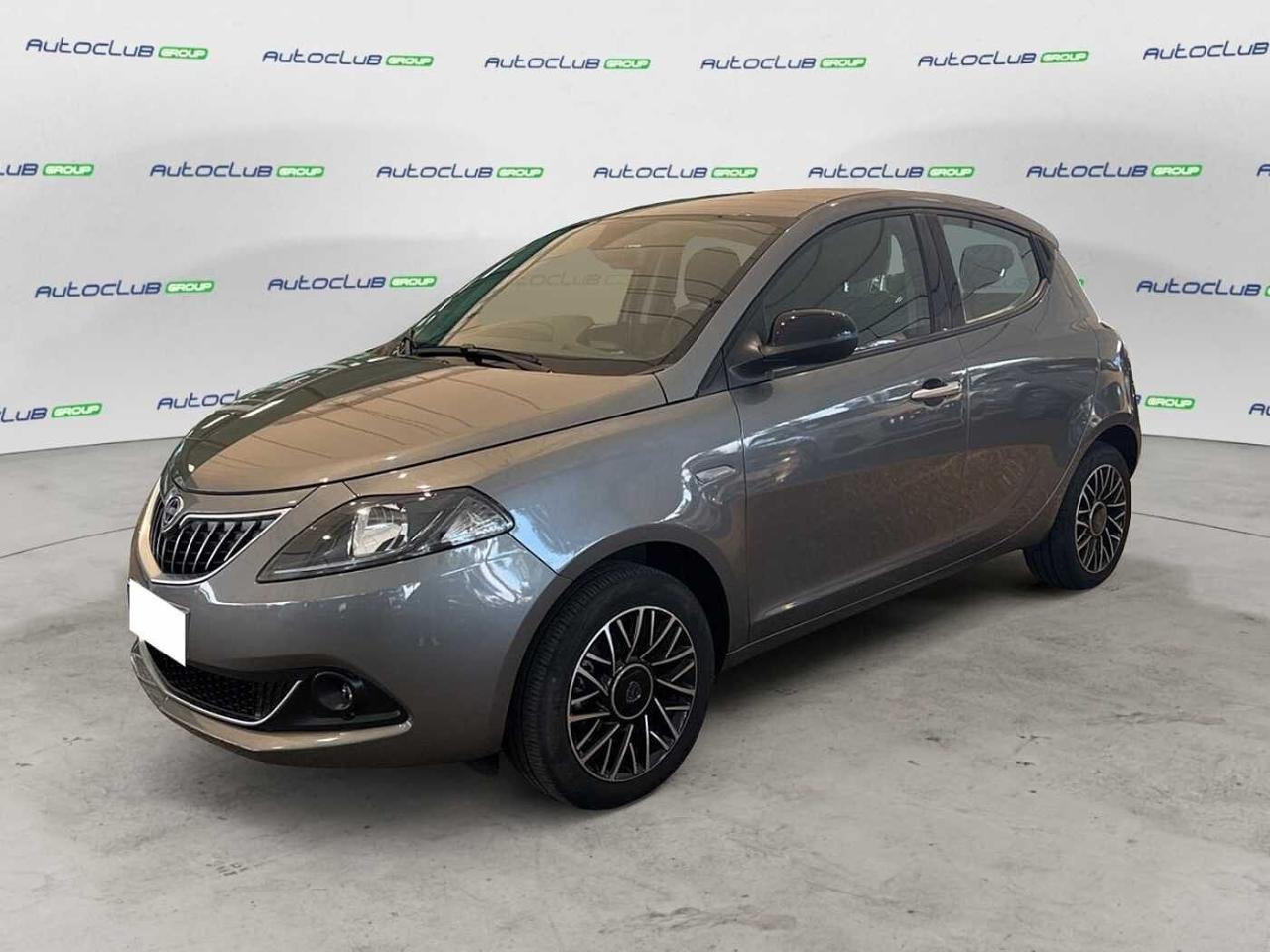 Lancia Lancia Ypsilon YPSILON 1.0 firefly hybrid Platino s&s 70cv