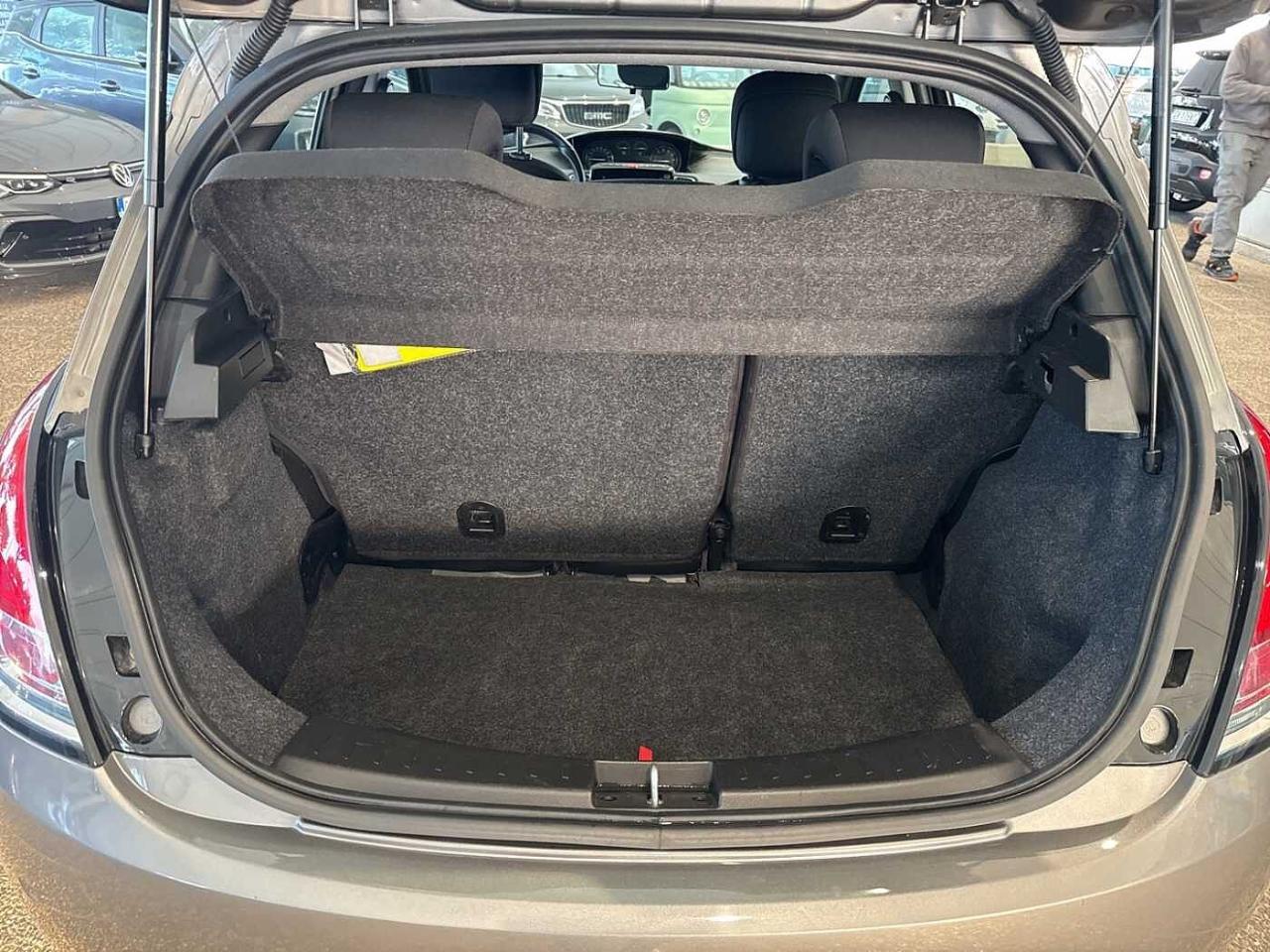 Lancia Lancia Ypsilon usata 14