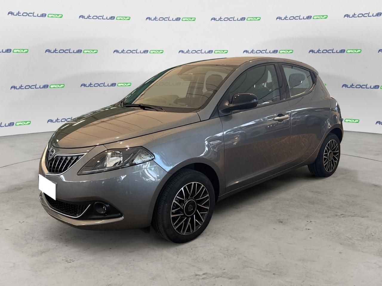 lancia ypsilon ypsilon iii 2021 1.0 firefly hybrid platino s and s 70cv usata