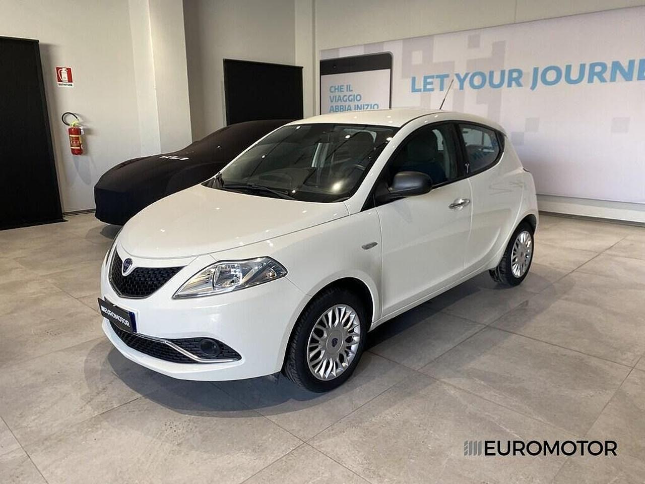 lancia ypsilon ypsilon 1.2 silver 69cv usata