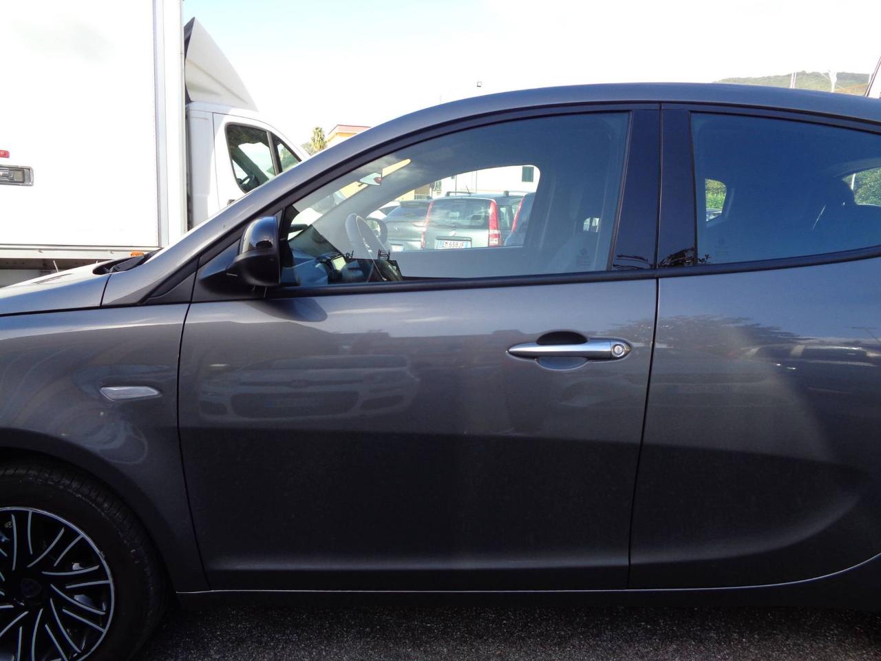 Lancia Lancia Ypsilon usata, con Rivestimento interno