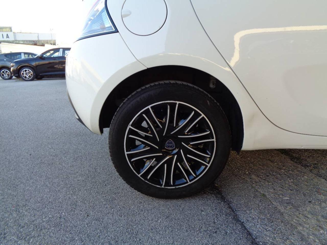 Lancia Lancia Ypsilon usata, con Rivestimento interno