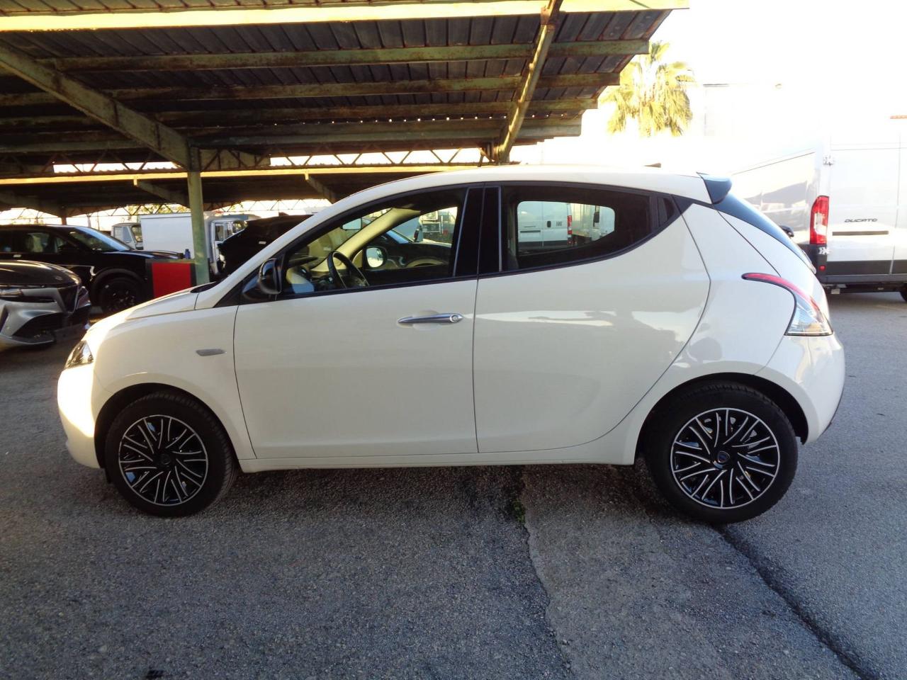 Lancia Lancia Ypsilon usata 15