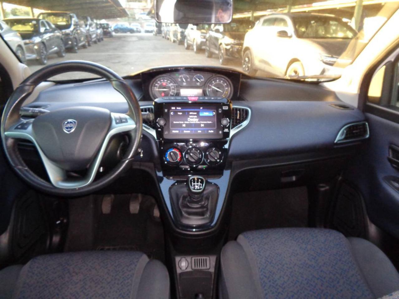 Lancia Lancia Ypsilon usata 16