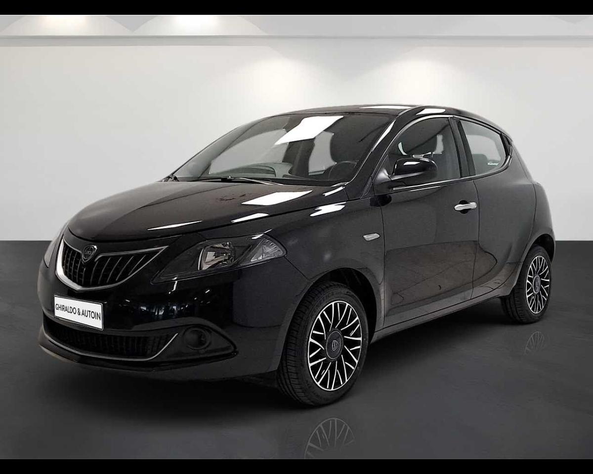 lancia ypsilon ypsilon 1.0 firefly hybrid platino ss 70cv usata