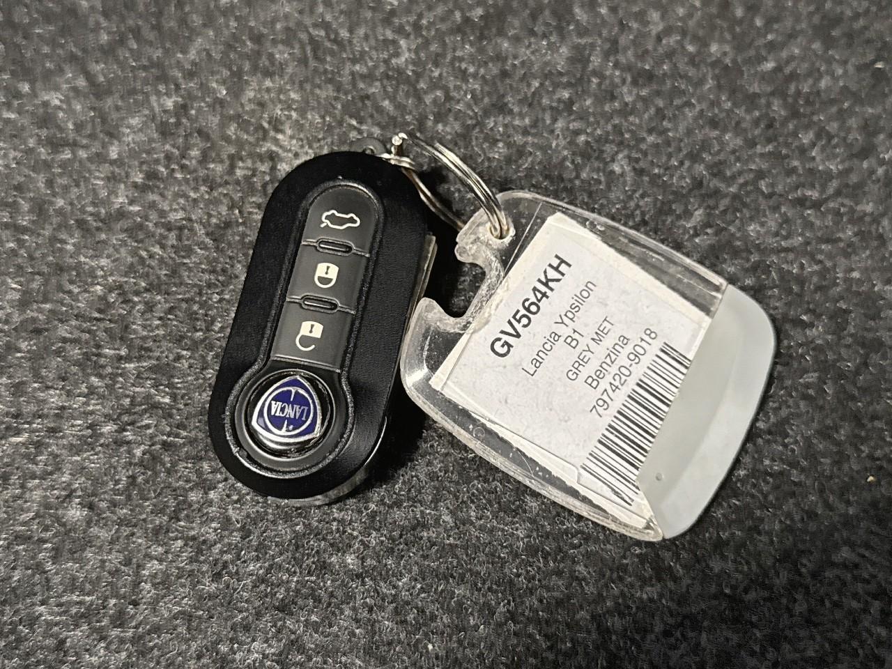 Lancia Lancia Ypsilon usata, con Tettuccio apribile