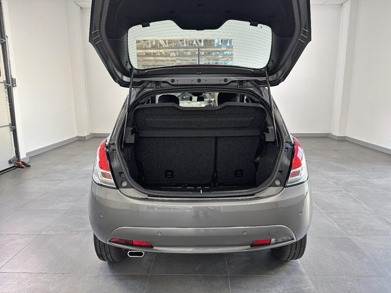 Lancia Lancia Ypsilon usata 16