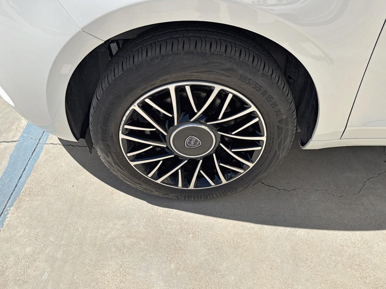 Lancia Lancia Ypsilon usata, con Caricabatterie di bordo da 22 kW