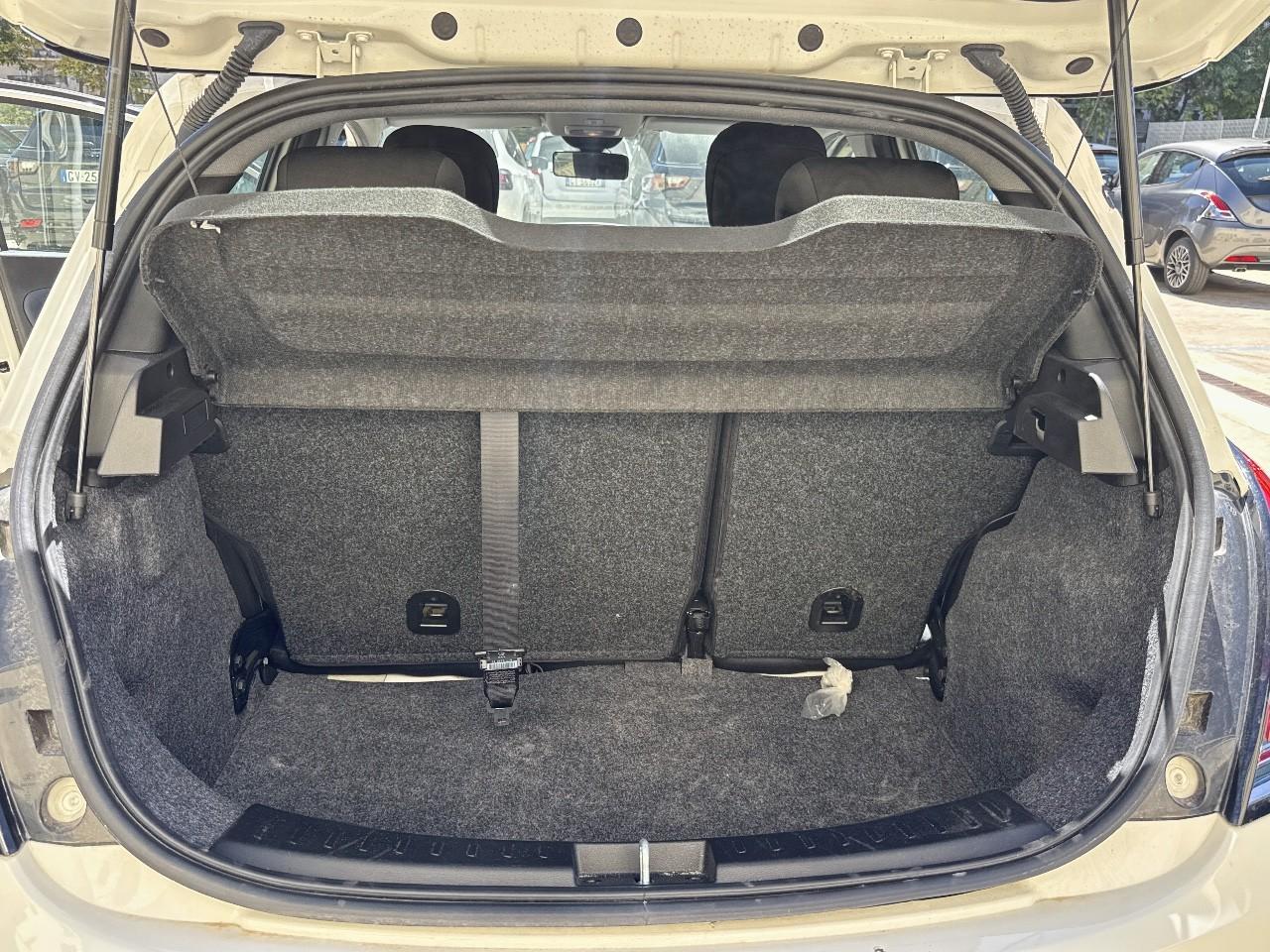 Lancia Lancia Ypsilon usata 16