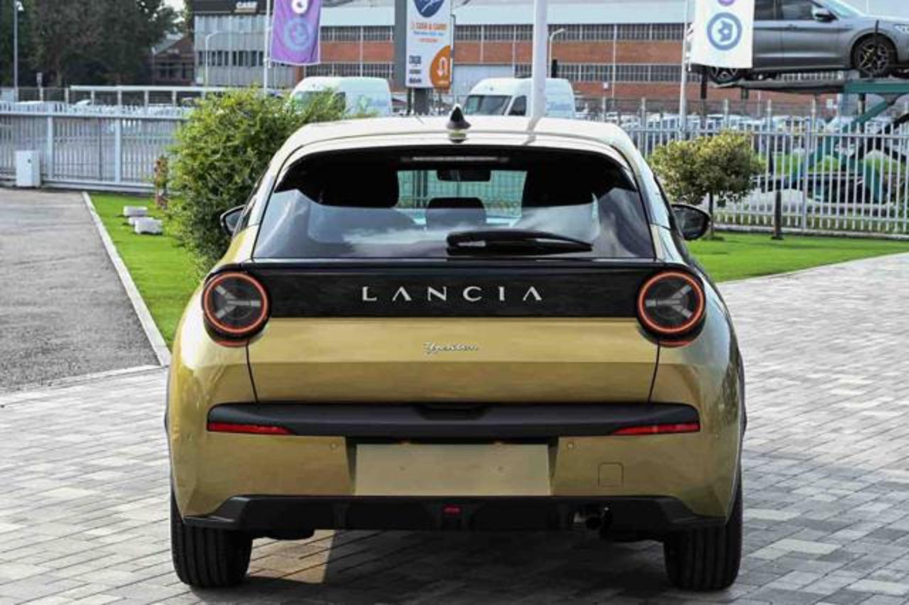 Lancia Lancia Ypsilon usata 16