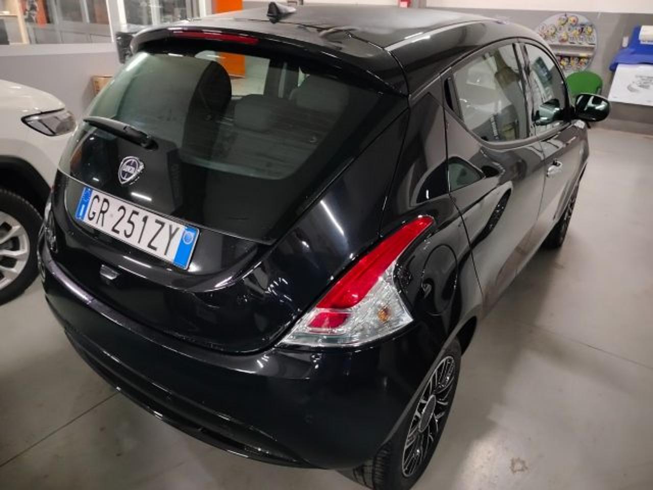 Lancia Lancia Ypsilon usata, con Caricabatterie di bordo da 7,4 kW