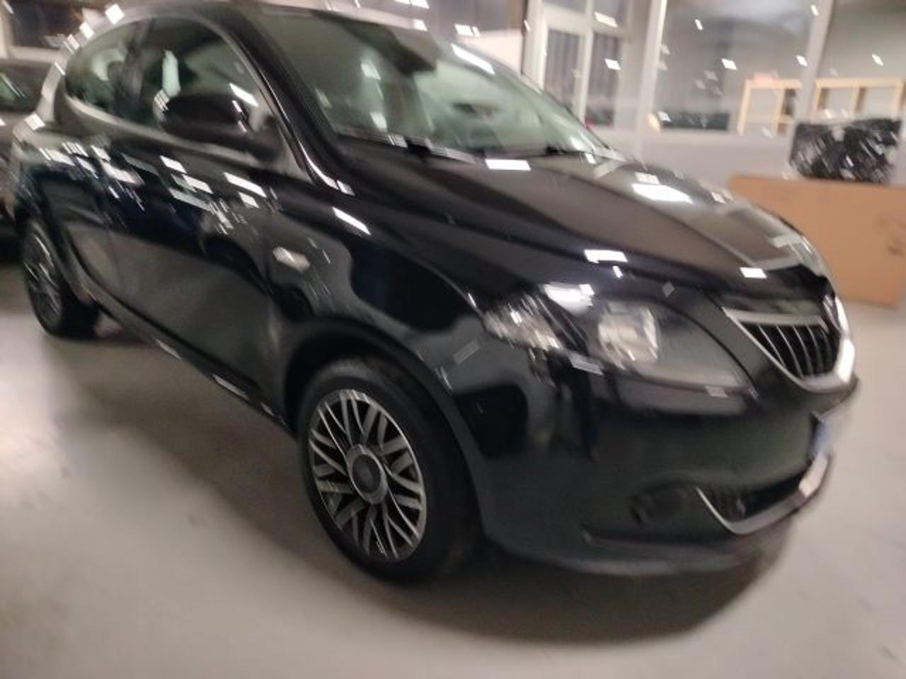 Lancia Lancia Ypsilon usata 24
