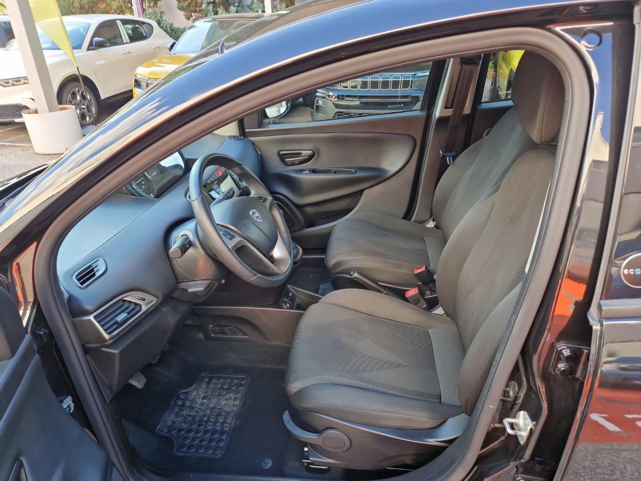 Lancia Lancia Ypsilon usata 15