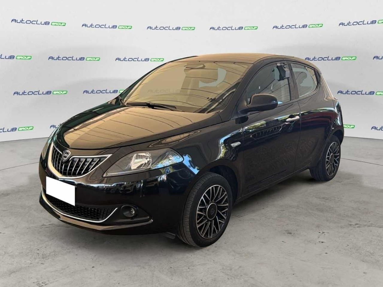 Lancia Lancia Ypsilon YPSILON 1.0 firefly hybrid Platino s&s 70cv