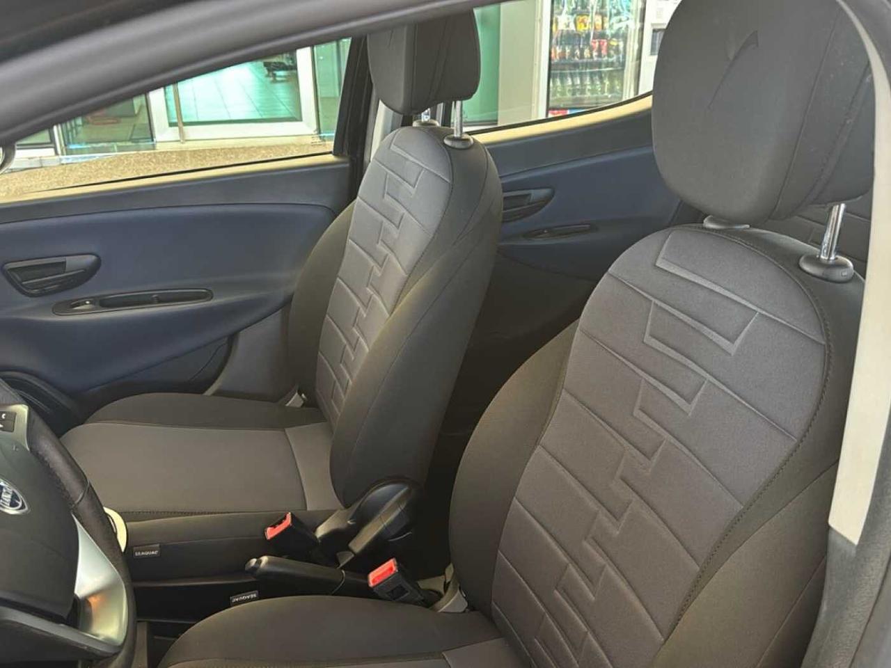 Lancia Lancia Ypsilon usata 3