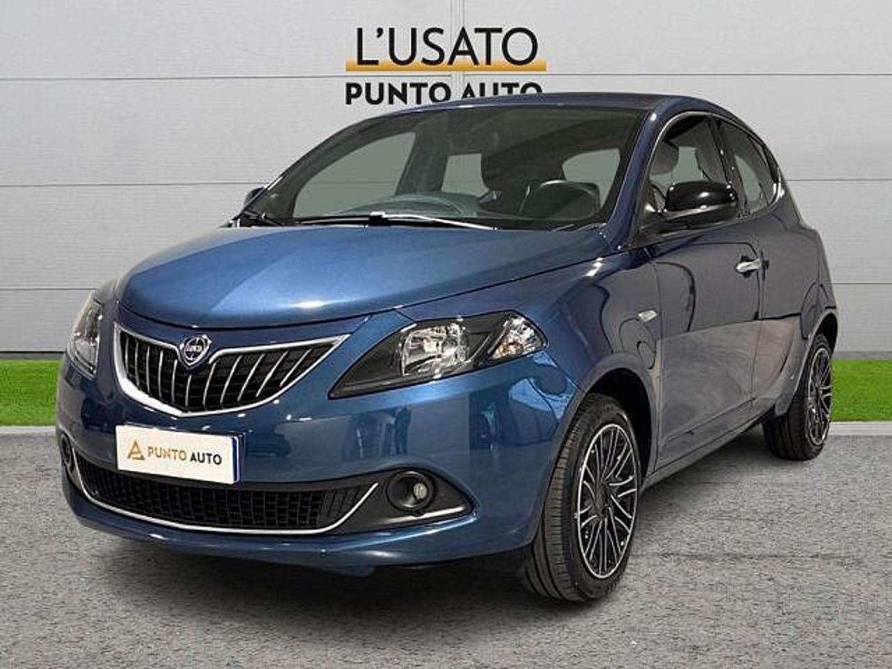 lancia ypsilon ypsilon 1.0 hybrid ecochic gold usata