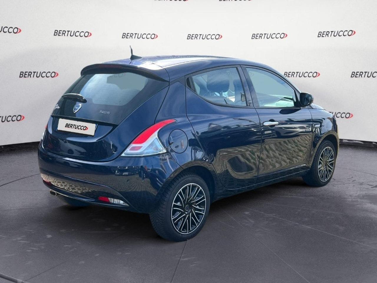 Lancia Lancia Ypsilon usata 11