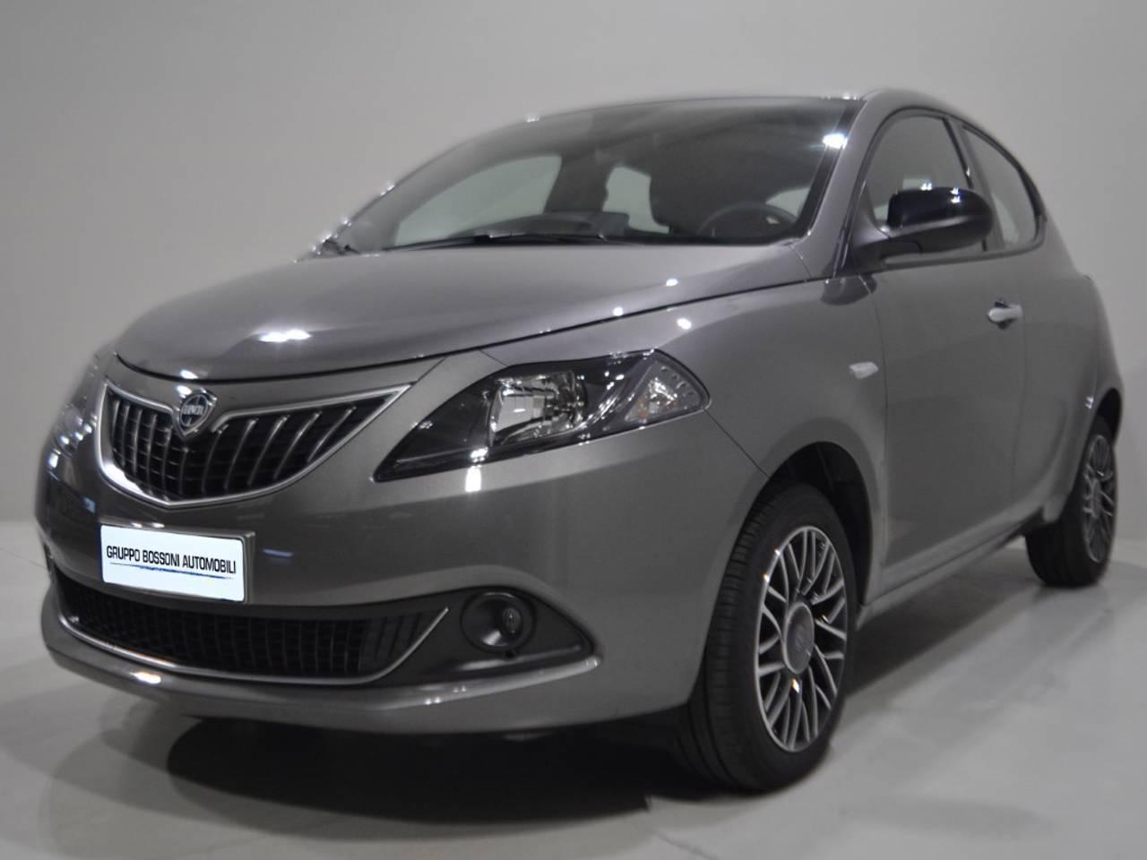 Lancia Lancia Ypsilon YPSILON III 2021 1.0 firefly hybrid Platino s and s 70cv